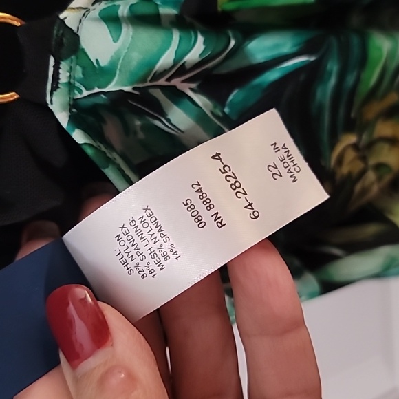 Tropical Leaf Print Tankini Top - Picture 8 of 10